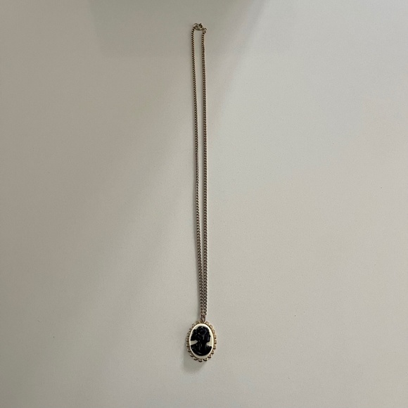 VTG Necklace - Picture 3 of 4